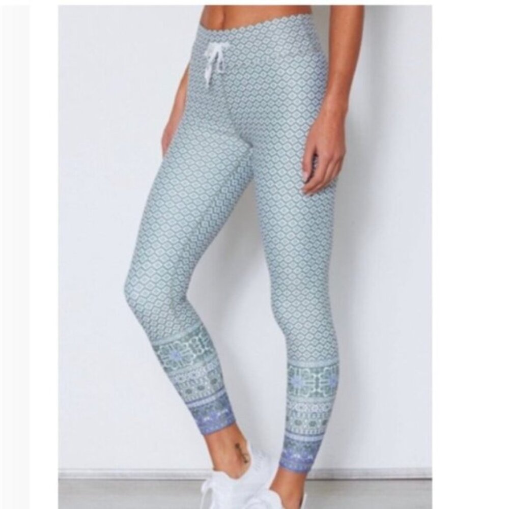 Sarah’s Day x White Fox Boutiqu Olive Green Print Leggings Size Small